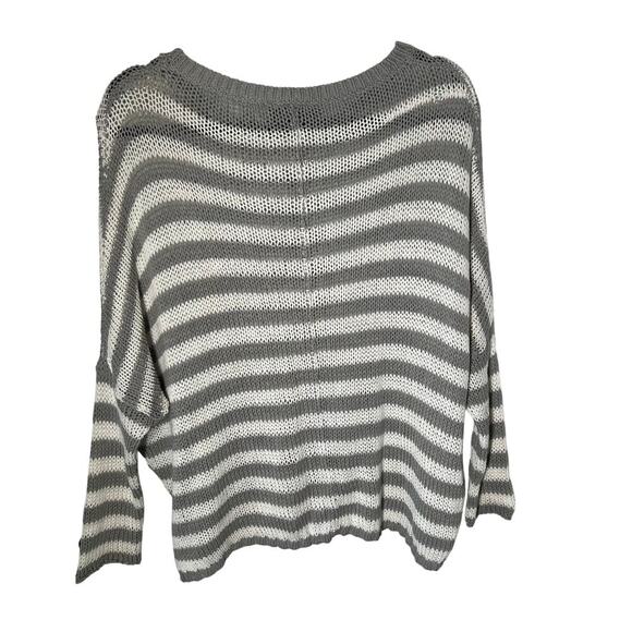 Wooden Ships Women's Gray White Striped Sweater Size Small Medium - Picture 6 of 8